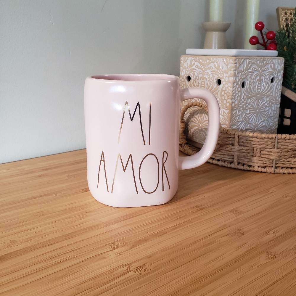 RAE DUNN Mi Amor Mug